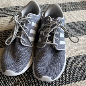 Adidas lightweight sneaker Sz 9.5